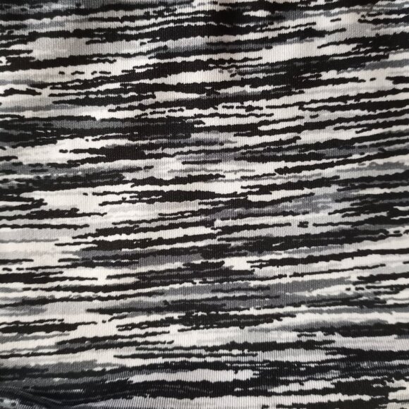 Zone Pro Womens 2X Sports Bra Racerback Wireless Marled Black White - Picture 3 of 5